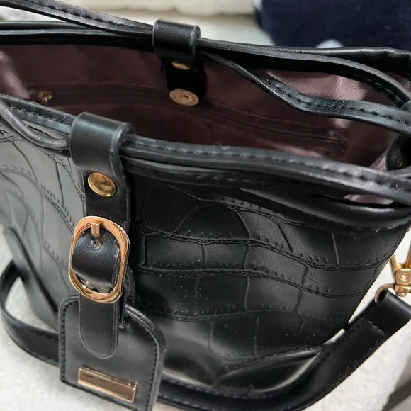 Black Bucket Bag - Picture 3 of 5